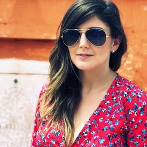 Meet your Posher, Michaela